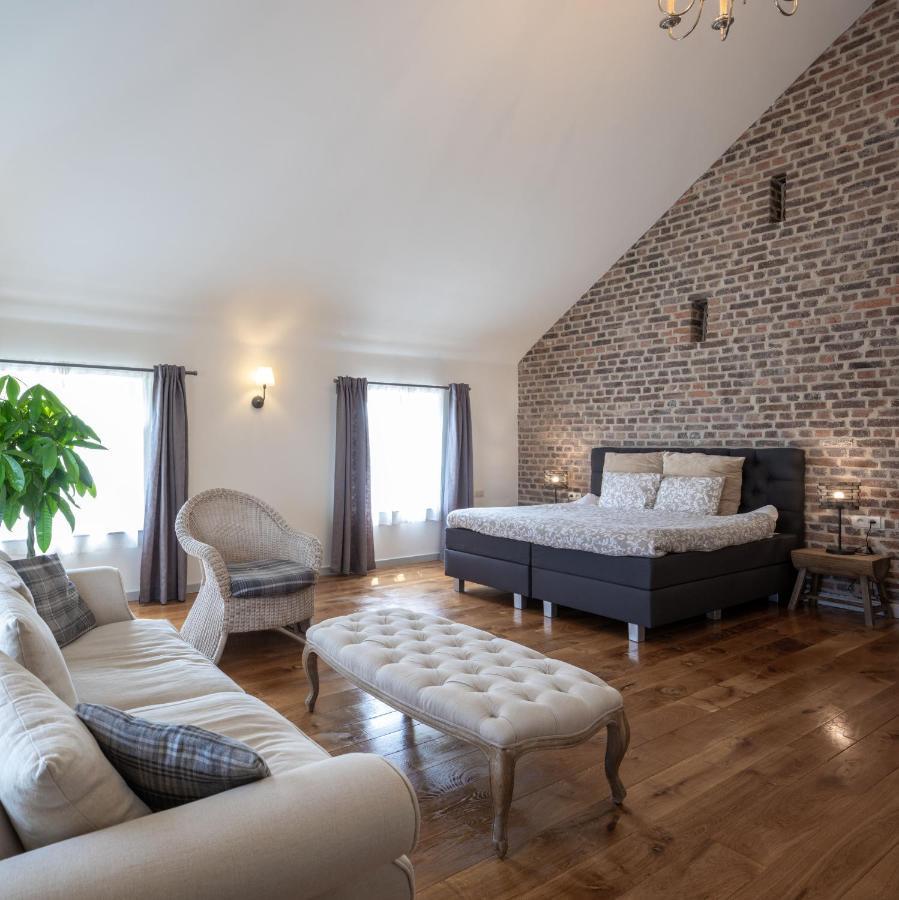 B&B De Bloesem Hoeselt ภายนอก รูปภาพ